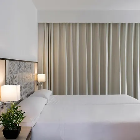 Occidental Playa 4*