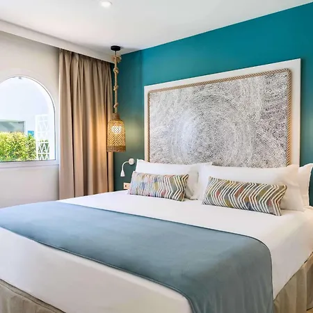 Occidental Playa 4*