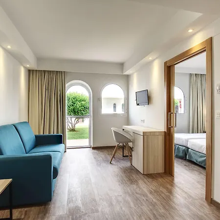 Occidental Playa מלון טורמולינוס
