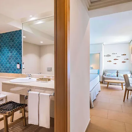 מלון Occidental Playa 4*