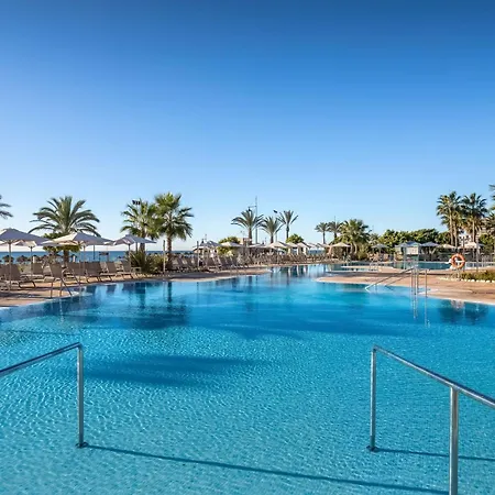 מלון Occidental Playa טורמולינוס